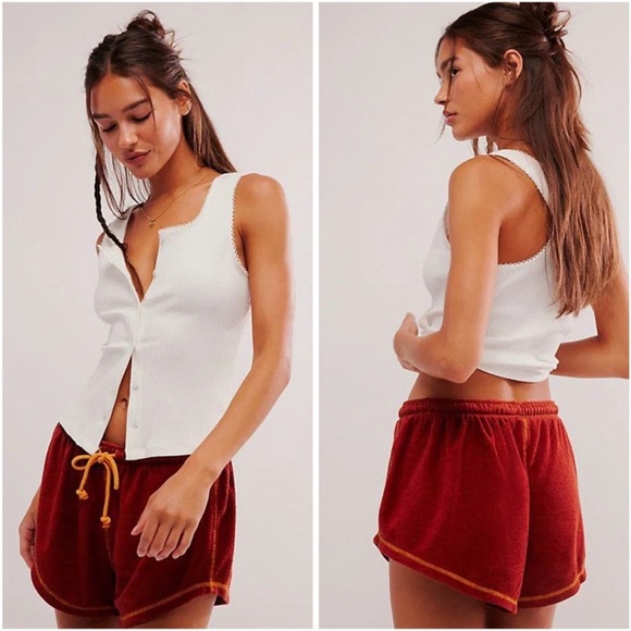 Free People Gimmie More Shorts in Arabian Spice - Picture 1 of 4
